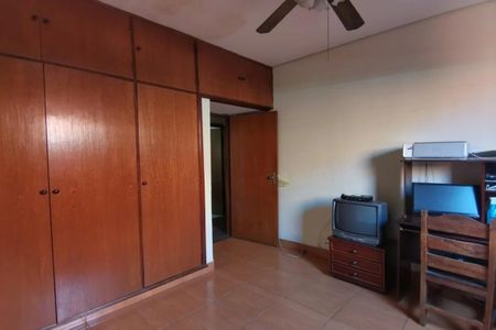 Casa à venda com 240m², 2 quartos e 2 vagas Casa à venda com 240m², 2 quartos e 2 vagasFoto 15