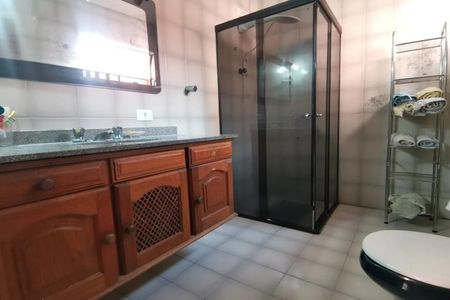 Casa à venda com 240m², 2 quartos e 2 vagas Casa à venda com 240m², 2 quartos e 2 vagasFoto 12