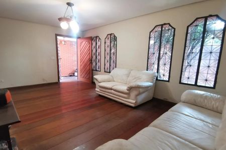 Foto 01 de casa à venda com 2 quartos, 240m² em Vila Morse, São Paulo