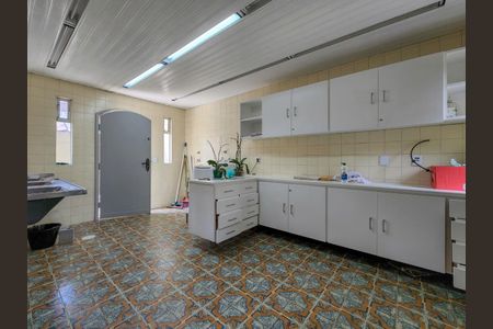 Casa de condomínio à venda com 900m², 5 quartos e 8 vagas