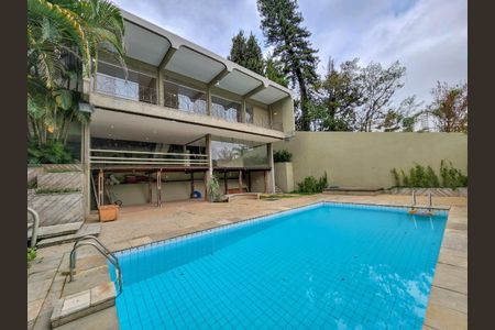 Casa de condomínio à venda com 900m², 5 quartos e 8 vagas