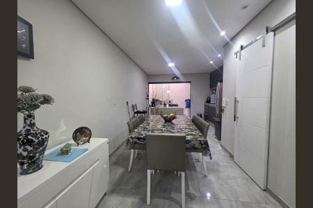 Casa à venda com 2 quartos, 145m² em Cidade Mãe do Céu, São Paulo