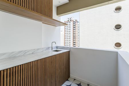Apartamento à venda com 127m², 3 quartos e 2 vagas Apartamento à venda com 127m², 3 quartos e 2 vagasVaranda
