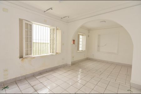 Sala de casa para alugar com 7 quartos, 525m² em Vila Isabel, Rio de Janeiro