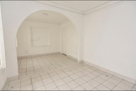 Sala de casa para alugar com 7 quartos, 525m² em Vila Isabel, Rio de Janeiro