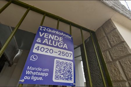 Casa para alugar com 525m², 7 quartos e 1 vaga Casa para alugar com 525m², 7 quartos e 1 vagaFachada