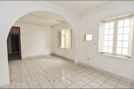 Sala de casa para alugar com 7 quartos, 525m² em Vila Isabel, Rio de Janeiro