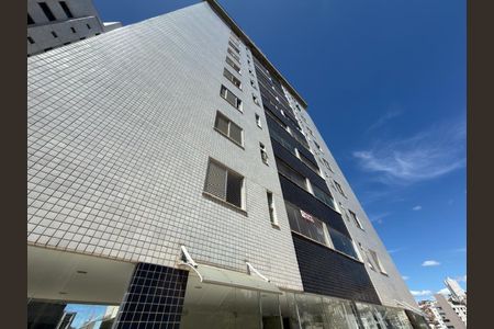 Apartamento à venda com 83m², 3 quartos e 2 vagas Apartamento à venda com 83m², 3 quartos e 2 vagasfachada