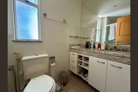 banheiro 1 de apartamento à venda com 2 quartos, 83m² em Santa Efigênia, Belo Horizonte