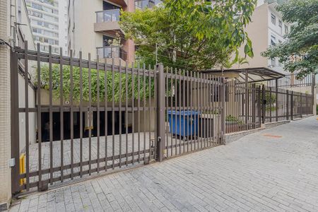 Apartamento à venda com 138m², 3 quartos e 3 vagas Apartamento à venda com 138m², 3 quartos e 3 vagasFachada