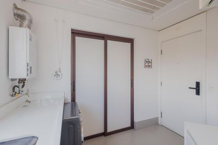 Apartamento à venda com 138m², 3 quartos e 3 vagas Apartamento à venda com 138m², 3 quartos e 3 vagasÁrea de Serviço