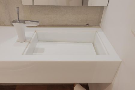 Apartamento à venda com 138m², 3 quartos e 3 vagas Apartamento à venda com 138m², 3 quartos e 3 vagasLavabo