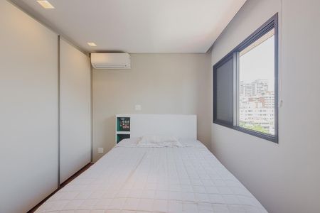 Apartamento à venda com 138m², 3 quartos e 3 vagas Apartamento à venda com 138m², 3 quartos e 3 vagasSuíte 2