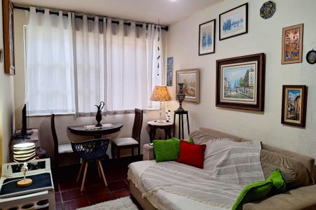 Sala de apartamento para alugar com 1 quarto, 56m² em Icaraí, Niterói