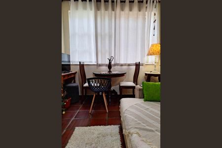 Sala de apartamento para alugar com 1 quarto, 56m² em Icaraí, Niterói