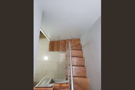 Escada de casa de condomínio à venda com 4 quartos, 173m² em Vila Nova, Porto Alegre