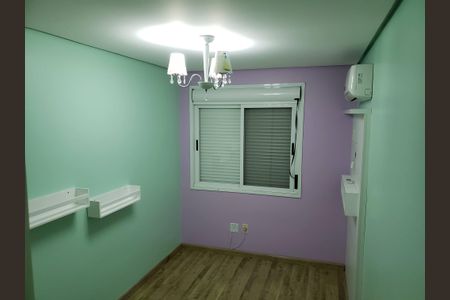 Casa de condomínio à venda com 173m², 4 quartos e 2 vagasQuarto