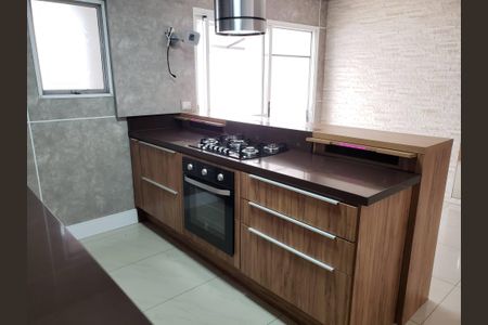 Casa de condomínio à venda com 173m², 4 quartos e 2 vagasCozinha