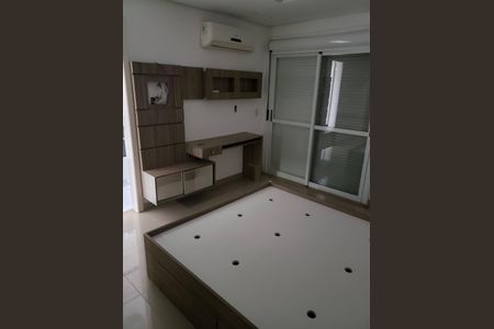 Quarto de casa de condomínio à venda com 4 quartos, 173m² em Vila Nova, Porto Alegre
