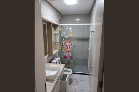 Casa de condomínio à venda com 173m², 4 quartos e 2 vagasBanheiro