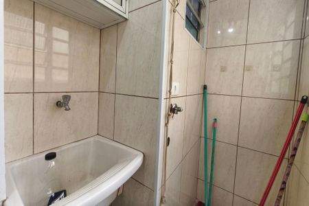 Apartamento para alugar com 70m², 3 quartos e 1 vagaÁrea de Serviço