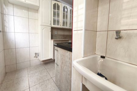 Apartamento para alugar com 70m², 3 quartos e 1 vagaÁrea de Serviço