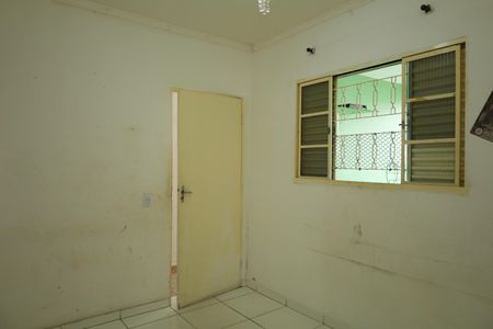 Sala de casa para alugar com 4 quartos, 130m² em Vila Nova Curuca, São Paulo