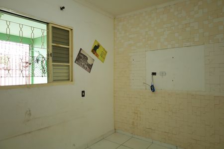 Sala de casa para alugar com 4 quartos, 130m² em Vila Nova Curuca, São Paulo
