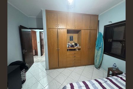 Casa à venda com 260m², 5 quartos e 6 vagas Casa à venda com 260m², 5 quartos e 6 vagasquarto Superior