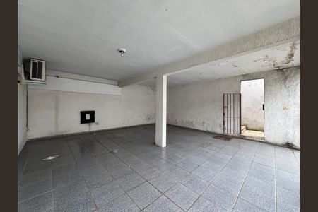 Casa à venda com 300m², 3 quartos e 2 vagasFoto 15