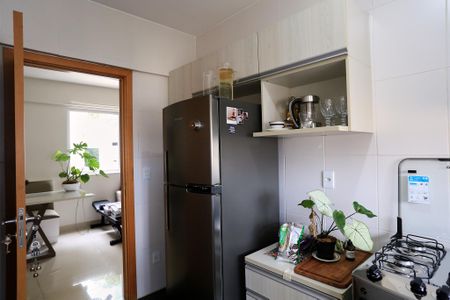 Apartamento à venda com 87m², 2 quartos e 2 vagasCozinha