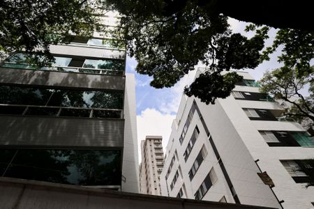 Apartamento à venda com 87m², 2 quartos e 2 vagasFachada