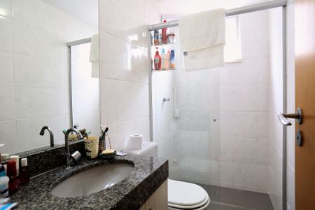 Apartamento à venda com 87m², 2 quartos e 2 vagasBanheiro
