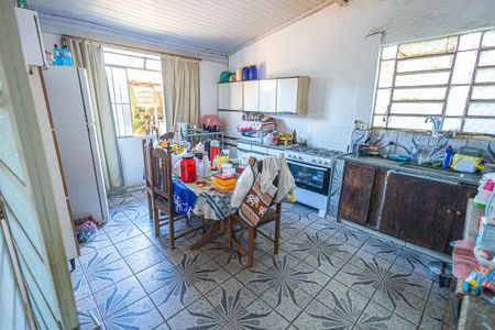 Casa à venda com 400m², 3 quartos e 2 vagas Casa à venda com 400m², 3 quartos e 2 vagasCozinha