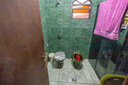 Casa à venda com 400m², 3 quartos e 2 vagas Casa à venda com 400m², 3 quartos e 2 vagasBanheiro Social