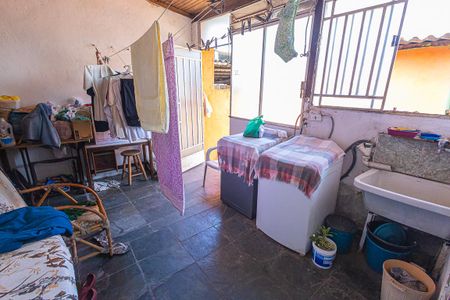 Casa à venda com 400m², 3 quartos e 2 vagas Casa à venda com 400m², 3 quartos e 2 vagasÁrea de Serviço