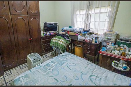 Casa à venda com 400m², 3 quartos e 2 vagas Casa à venda com 400m², 3 quartos e 2 vagasQuarto 1