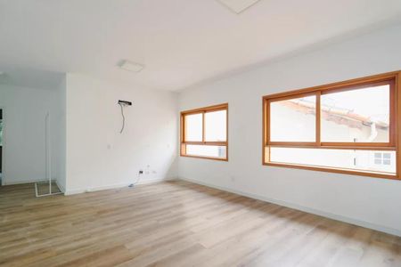 Casa de condomínio à venda com 300m², 4 quartos e 2 vagas Casa de condomínio à venda com 300m², 4 quartos e 2 vagasFoto 01