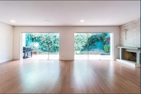 Casa de condomínio à venda com 300m², 4 quartos e 2 vagas Casa de condomínio à venda com 300m², 4 quartos e 2 vagasFoto 01