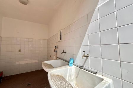 Casa para alugar com 350m², 3 quartos e 3 vagas Casa para alugar com 350m², 3 quartos e 3 vagasÁrea de Serviço