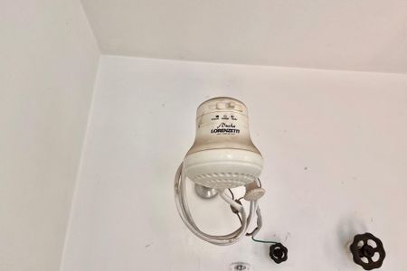 Casa para alugar com 350m², 3 quartos e 3 vagas Casa para alugar com 350m², 3 quartos e 3 vagasBanheiro de serviço