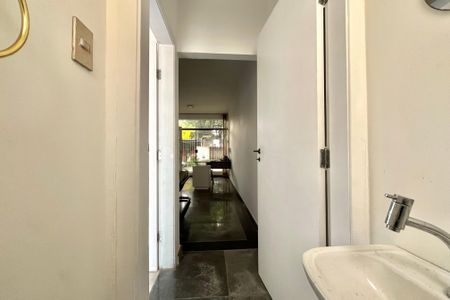 Casa para alugar com 350m², 3 quartos e 3 vagas Casa para alugar com 350m², 3 quartos e 3 vagasLavabo