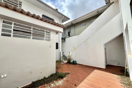 Casa para alugar com 350m², 3 quartos e 3 vagas Casa para alugar com 350m², 3 quartos e 3 vagasQuintal