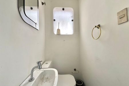 Casa para alugar com 350m², 3 quartos e 3 vagas Casa para alugar com 350m², 3 quartos e 3 vagasLavabo