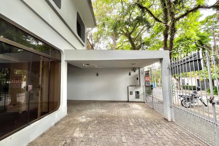 Casa para alugar com 350m², 3 quartos e 3 vagas Casa para alugar com 350m², 3 quartos e 3 vagasGaragem