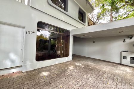 Casa para alugar com 350m², 3 quartos e 3 vagas Casa para alugar com 350m², 3 quartos e 3 vagasGaragem