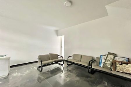 Casa para alugar com 350m², 3 quartos e 3 vagas Casa para alugar com 350m², 3 quartos e 3 vagasSala