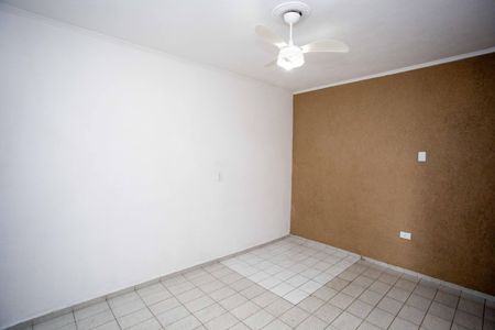 Sala de casa para alugar com 3 quartos, 80m² em Conceição, Diadema