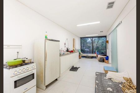 Foto 23 de casa à venda com 5 quartos, 393m² em Alto de Pinheiros, São Paulo