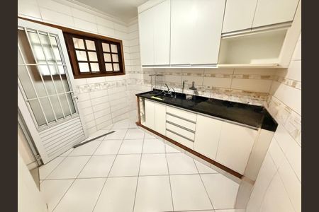 Casa à venda com 150m², 2 quartos e 2 vagasFoto 05